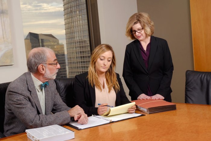 Bakersfield ca family law attorneys