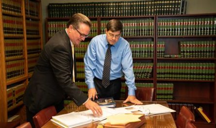 attorneys that specialize in administrative law in oregon